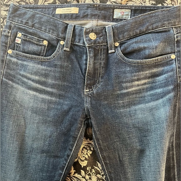 AG "The Tomboy/ Relaxed Straight Leg" Jeans 26 - Picture 3 of 11